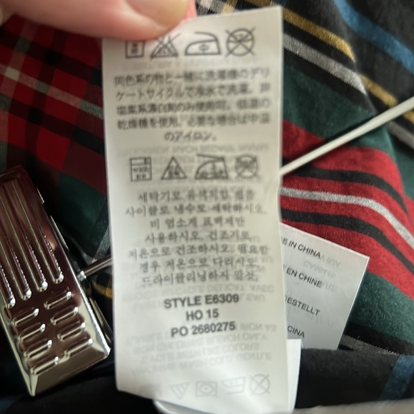 JCrew Perfect Shirt in Tartan Plaid, size 0 - Picture 7 of 7